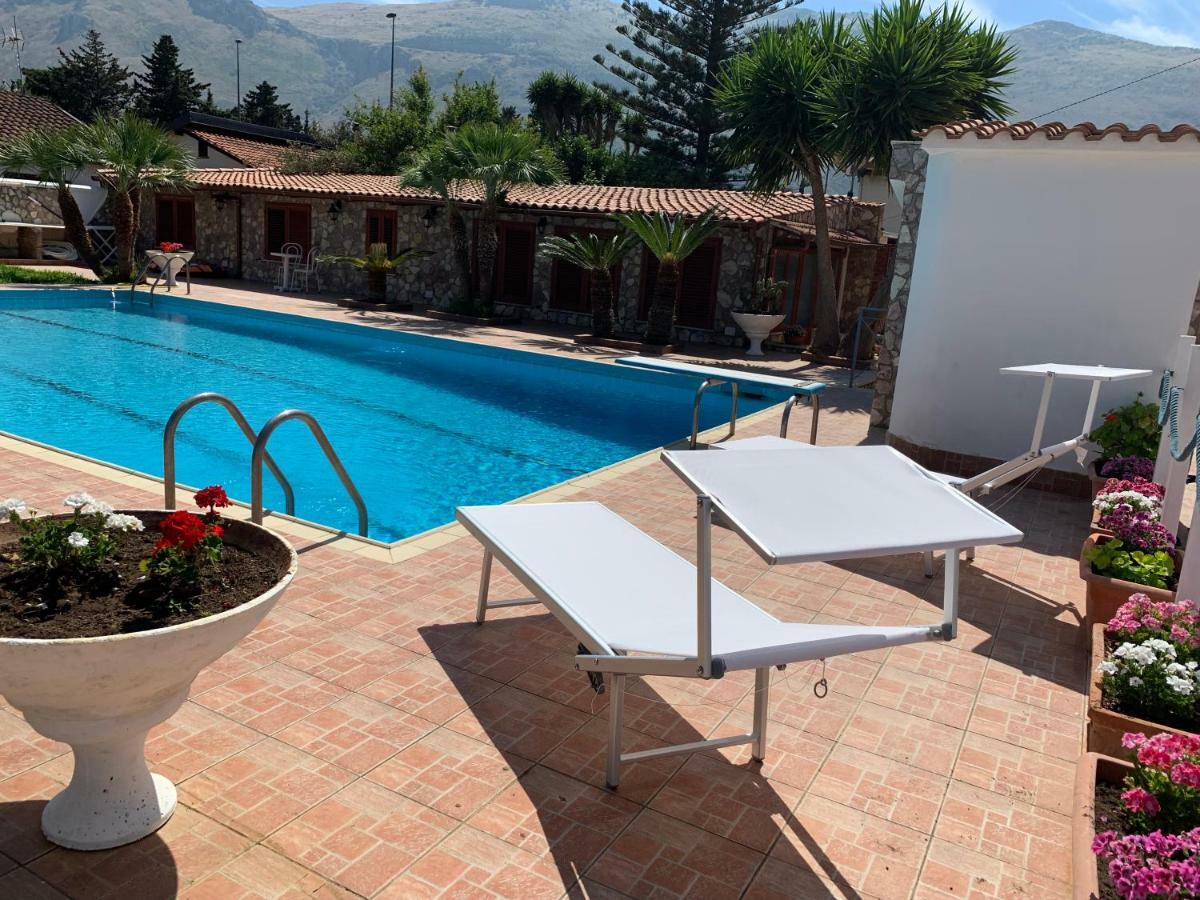 Casa Vacanze Villa Grace Villagrazia Di Carini Buitenkant foto